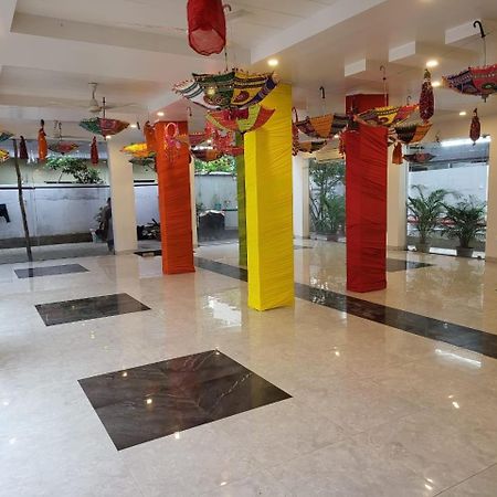 Hotel Nirvana Residency Nagpur Exteriör bild