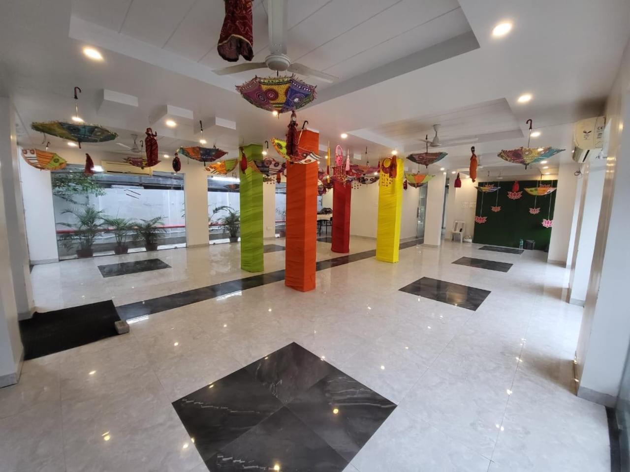 Hotel Nirvana Residency Nagpur Exteriör bild